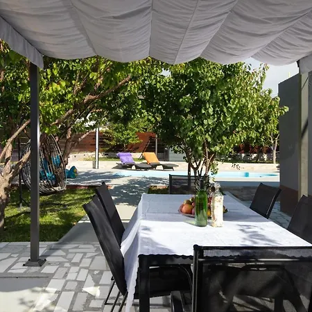 Vila Little Heaven *