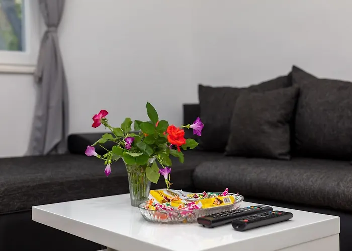 Little Heaven * Split