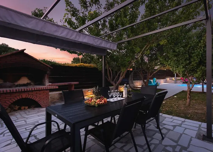 Little Heaven * Split